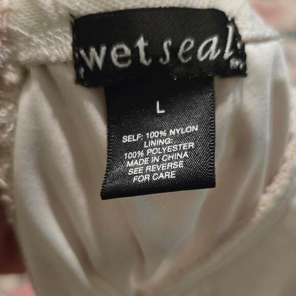 Wet seal white embroidered strapless - Picture 3 of 3